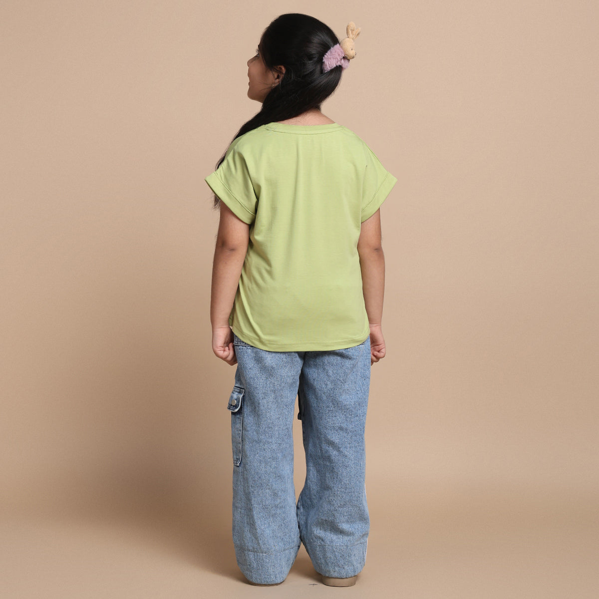 YB-17 GIRL'S CROP TOP