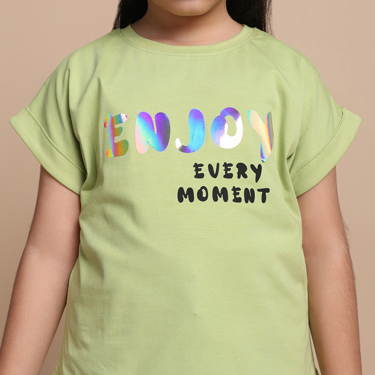 YB-17 GIRL'S CROP TOP