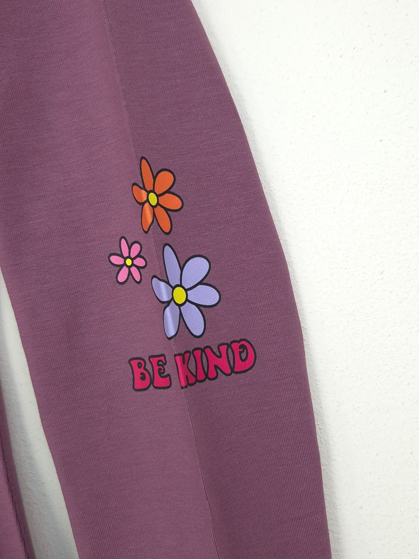 D9035-Be kind