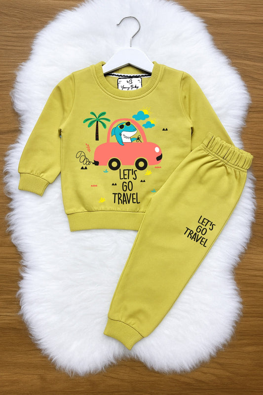 D704-Lets go travel