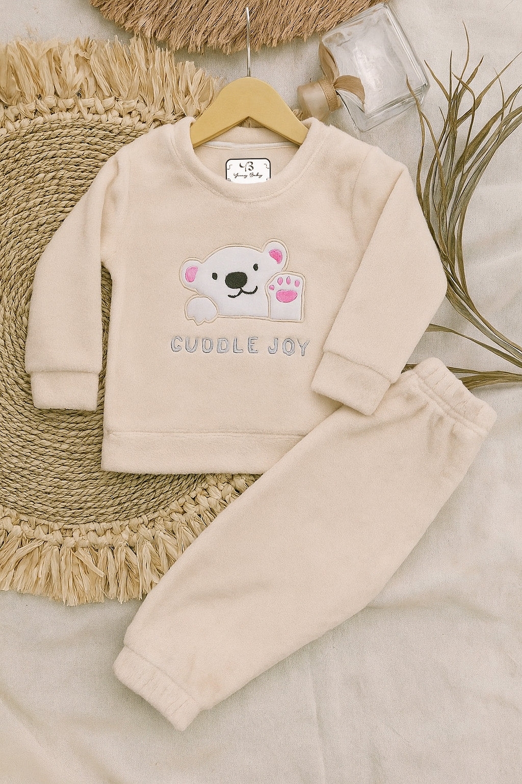D523-Cuddle Joy