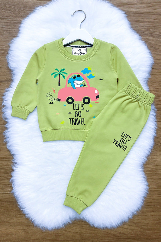 D704-Lets go travel