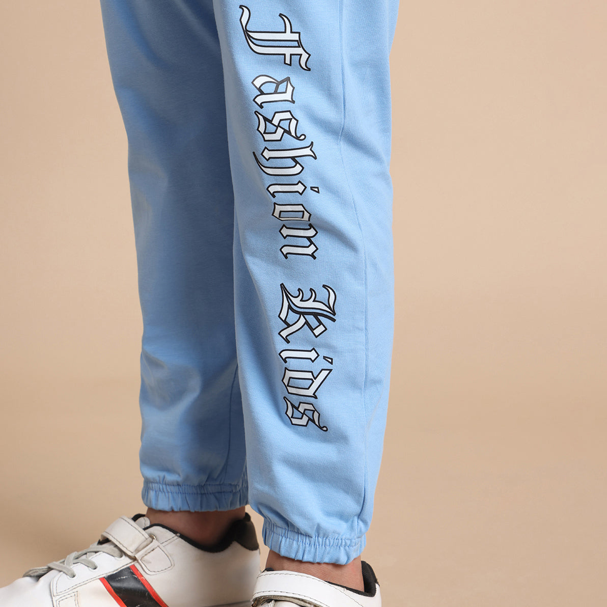 YB802-BOY'S JOGGER