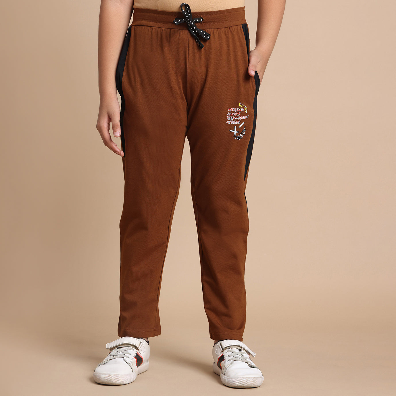 YB803-BOY'S JOGGER